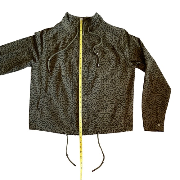 NWT KORI AMERICA JACKET SMALL Animal Print zip/snap/drawstring/pockets WASHABLE - Picture 12 of 13